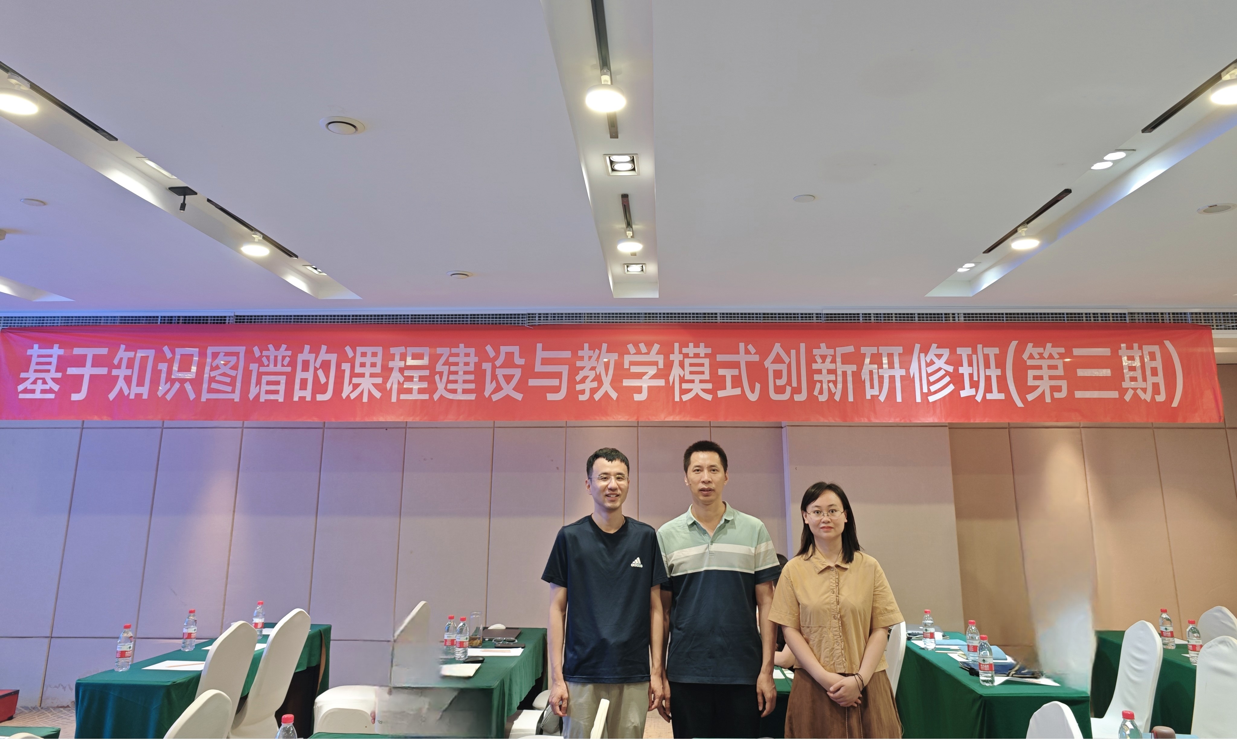 QYUq_1716793377075044625.jpg