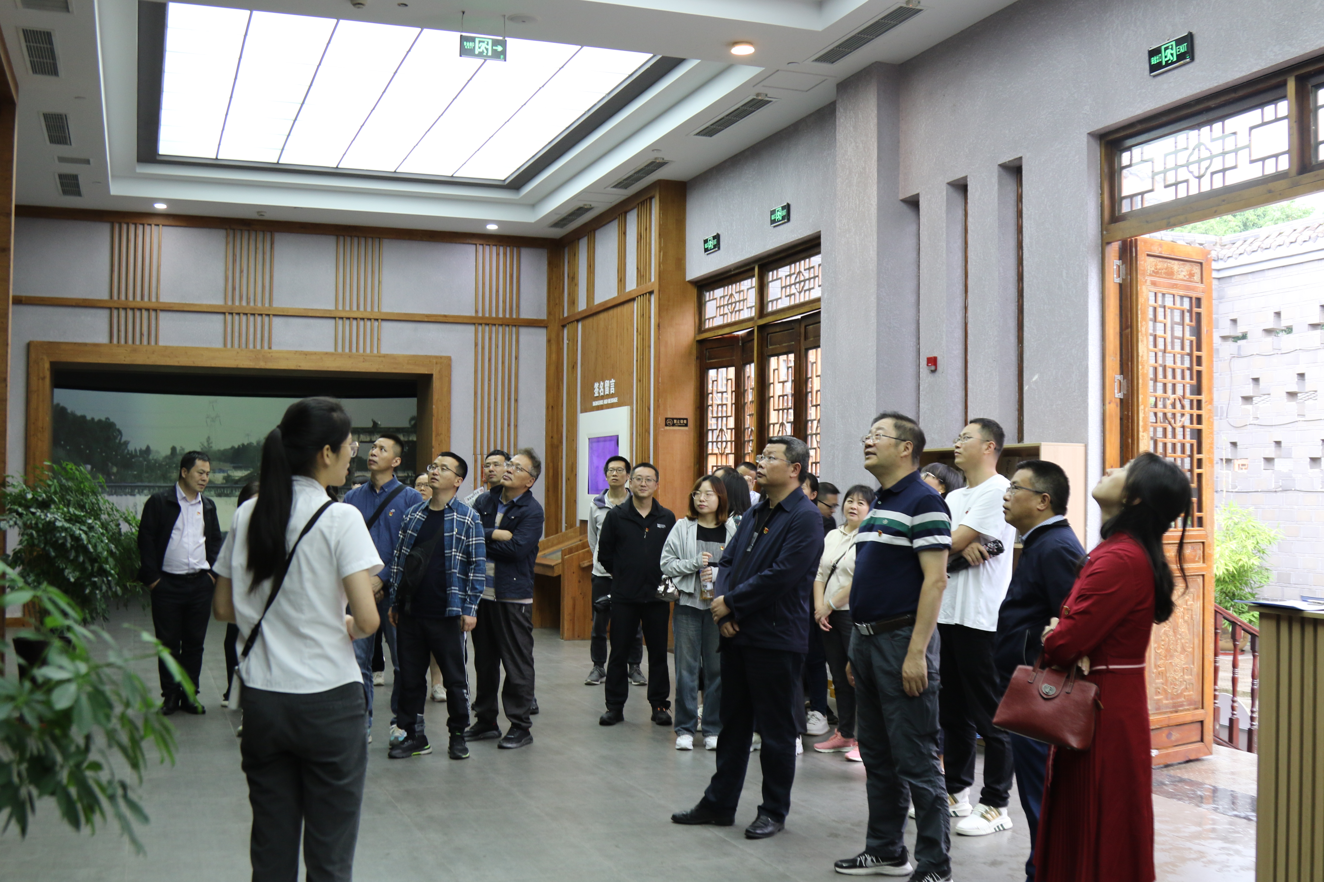 oUzc_1717039372441097759.jpg