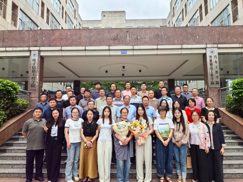 vPCi_1748565725466063577.jpg 合影.jpg